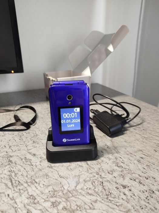 Telefon cu clapetă 4G pentru seniori