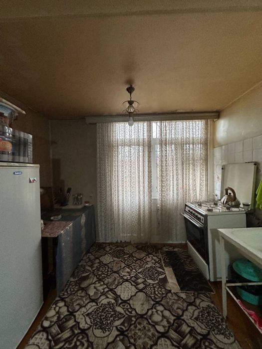 Продаётся 3-комнатная квартира (югославский проект)