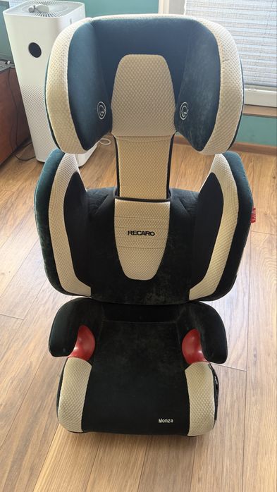 Детско столче за кола Recaro Monza Seatfix (15-36 кг) с ISOFIX