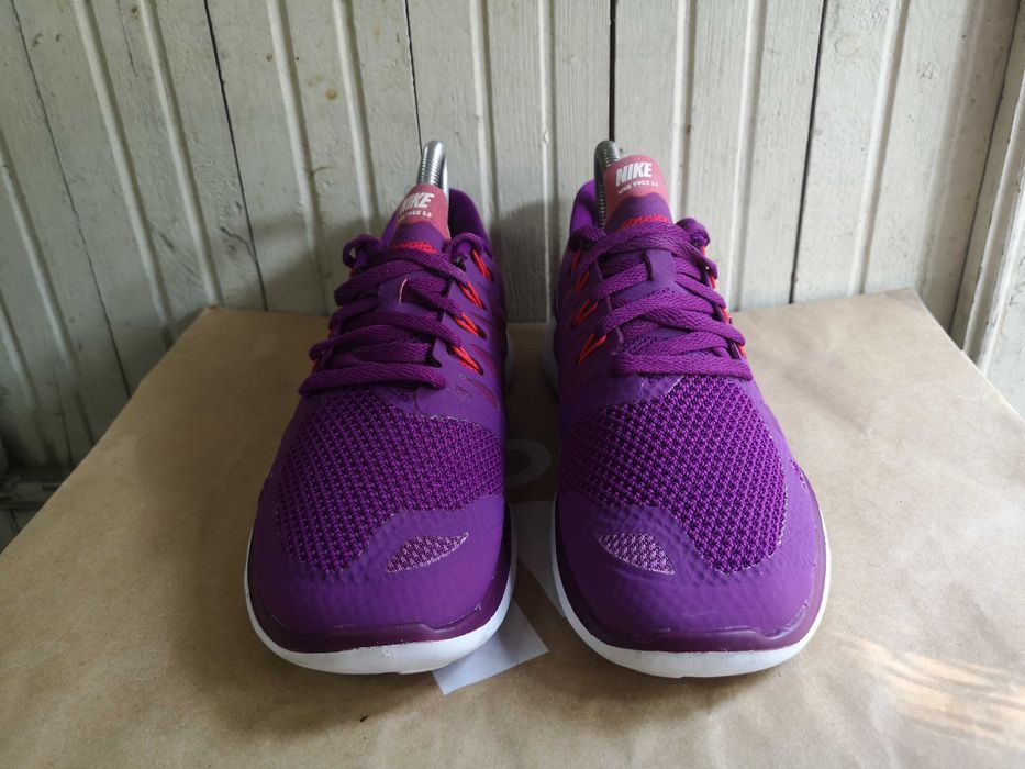 ''Nike Free 5.0''оригинални маратонки 40 номер