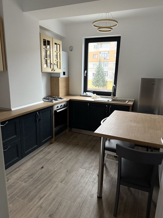 Inchiriez apartament Tecuci
