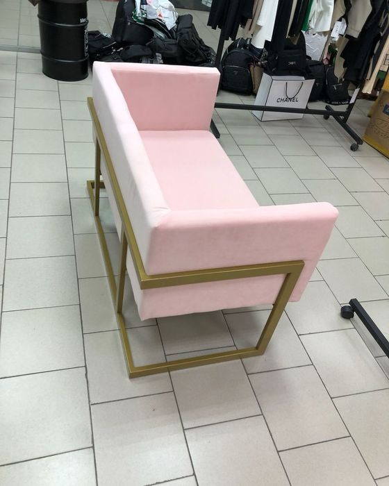 Продам новые визажные стулья!