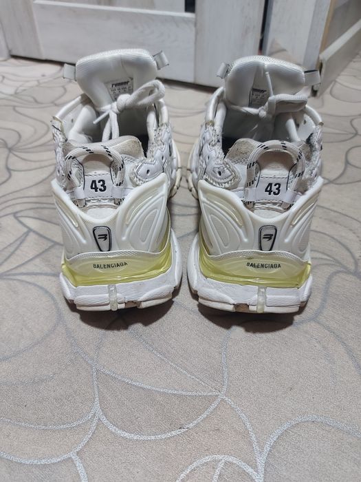 Balenciaga  runner