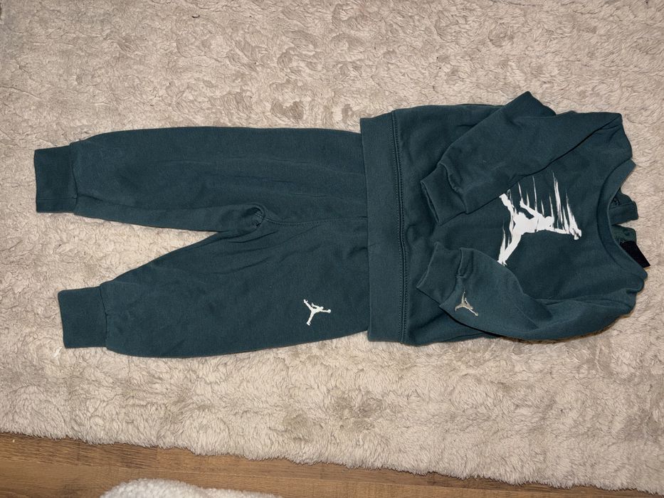 Екип Nike Jordan 12 месеца