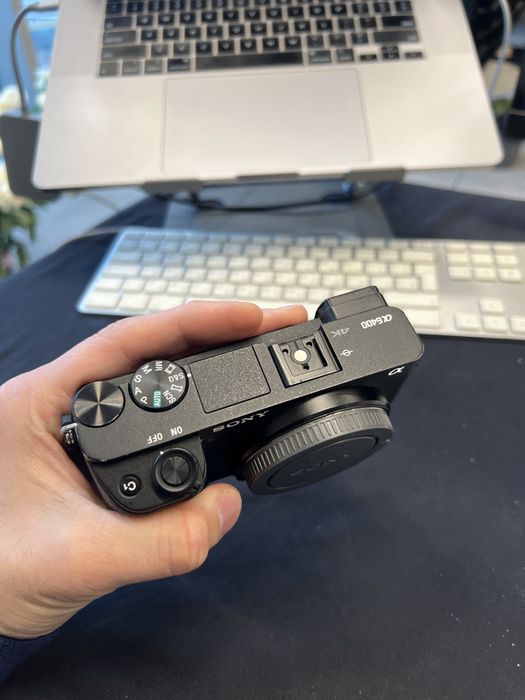 Продам Sony a6400 (BODY) тушка
