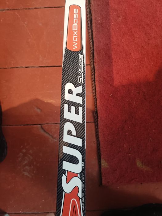 Продам лыжи Rossignol