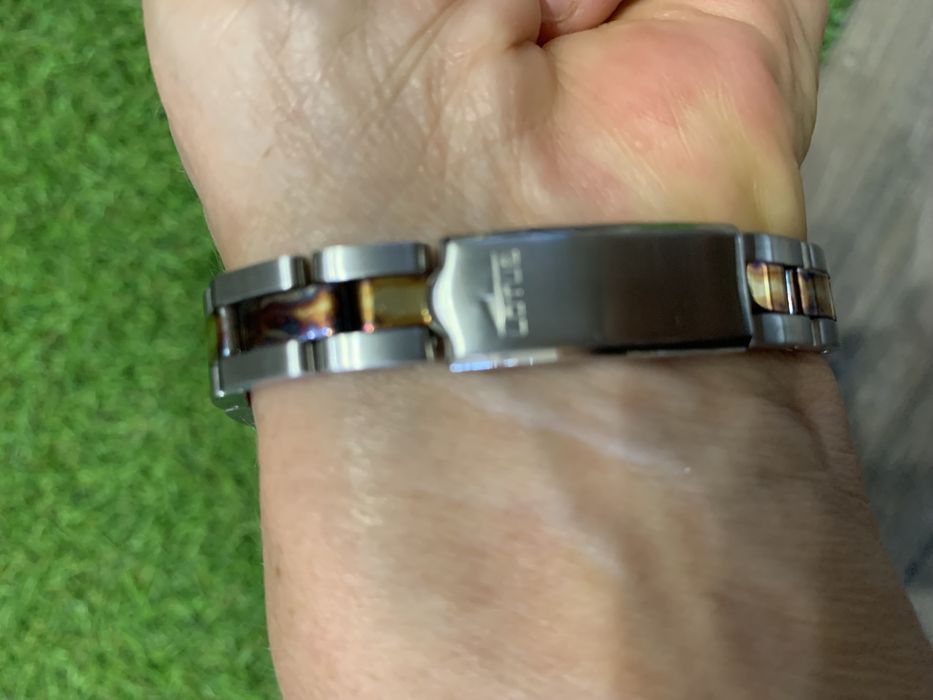 дамски часовник “LOTUS”