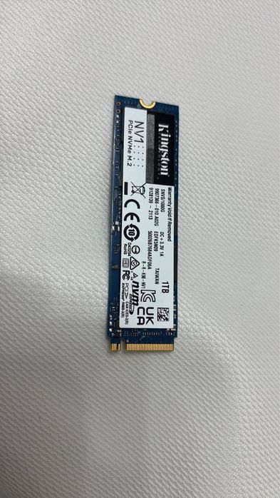 SSD Kingston NV1 1TB (NVMe), 208 дней