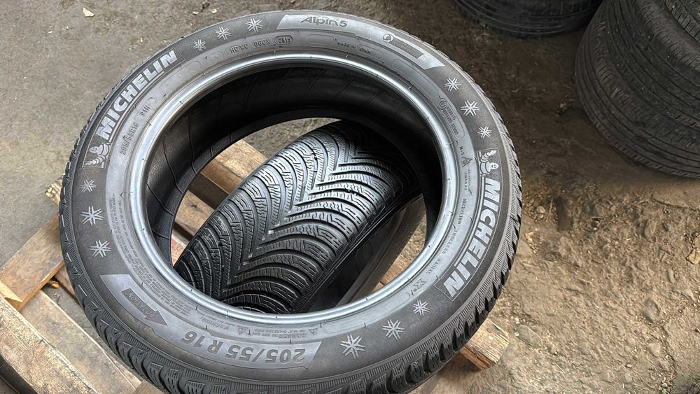 # 2x Anvelope Iarna 205/55 R16 - Michelin  Alpin 5