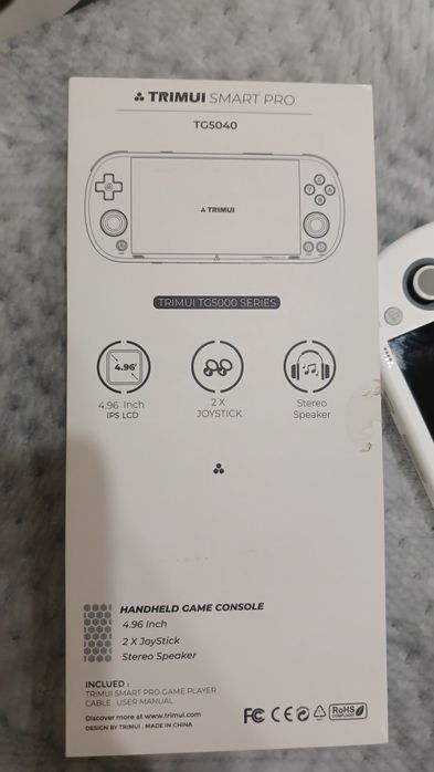 TRIMUI SMART PRO ретро консоль