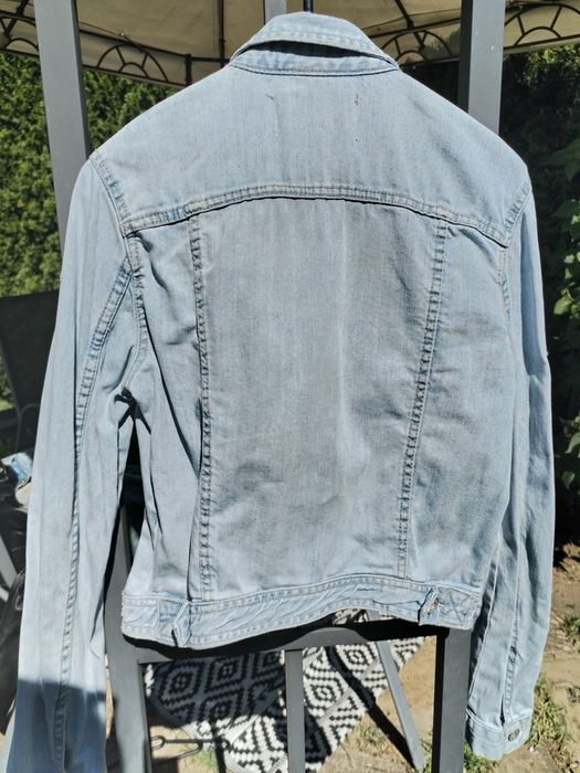 Дънкени якета по 15 лева с размери s и м