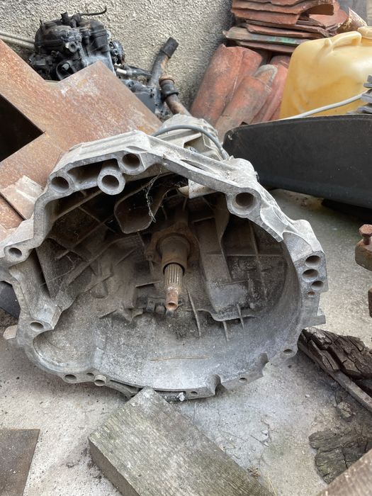 Ръчна скоростна кутия за passat b5.5