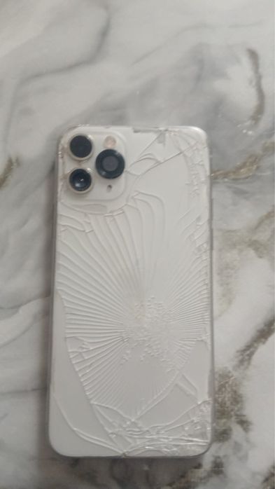 Айфон 11про 64гб