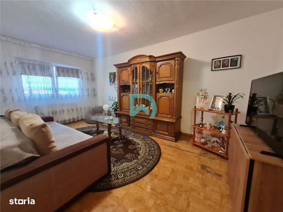 Apartament 3 camere, Astra, intermediar, Brasov