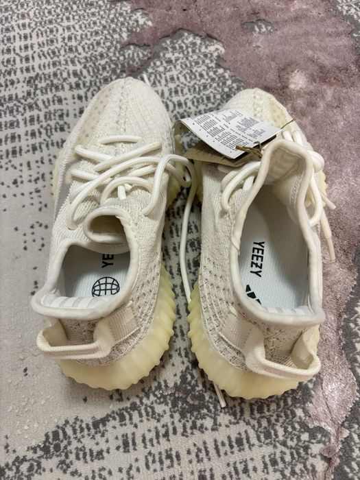 Adidas yezzy noi