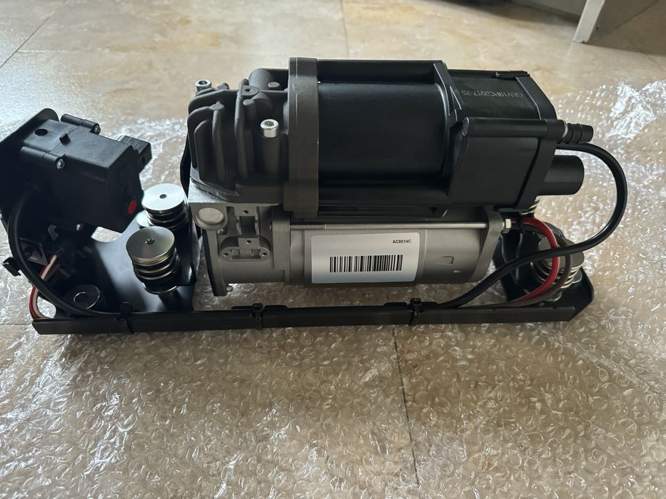 Компресор за въздушни възглавници на BMW F11