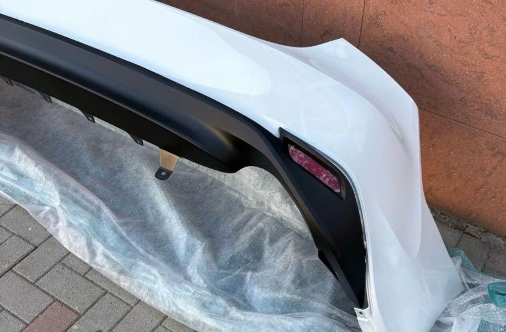 Бампер задний Камри 70-75