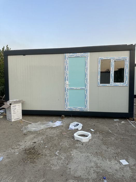 Vand containere modulare in toata tara