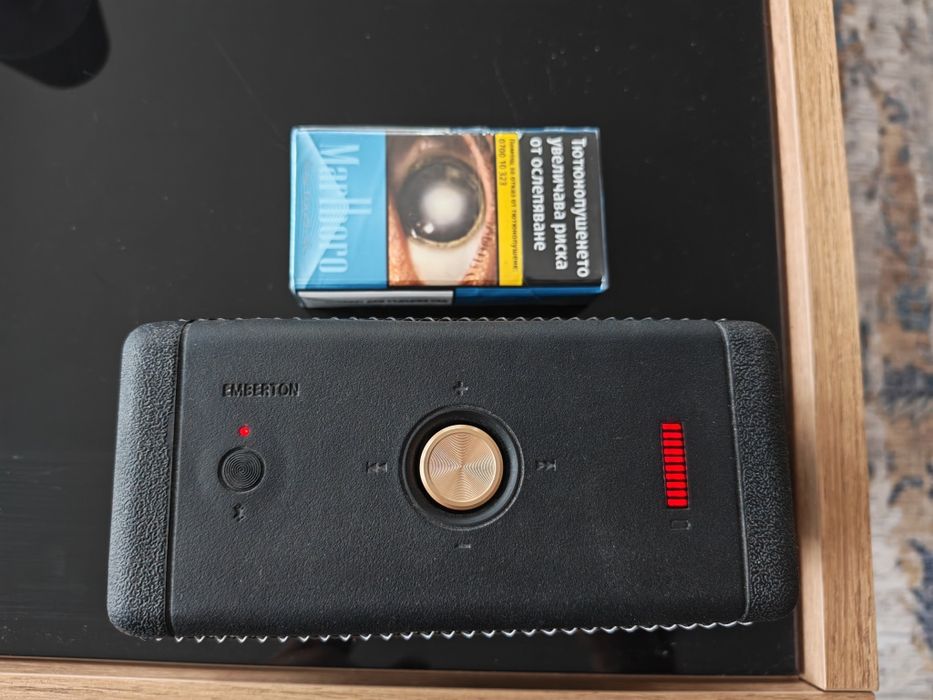 Marshall Emberton Bluetooth колонка