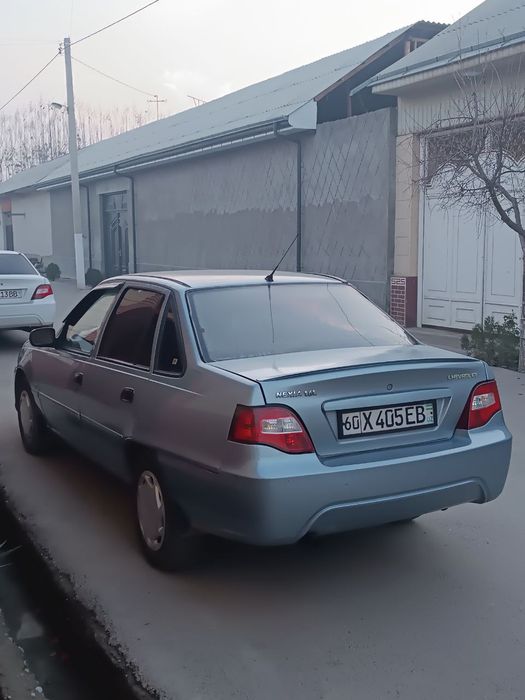 Нексия 2 сотилади 16 мотор 2014 йил