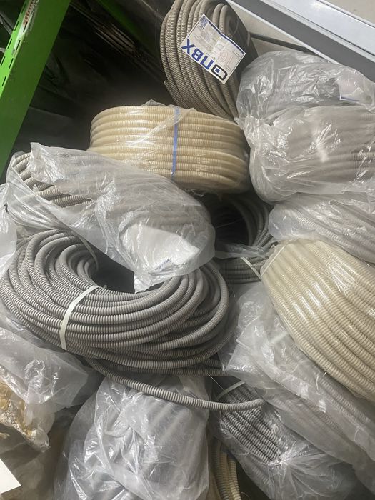 Гофра 20 мм и 16 мм, новые, рулон 100 м