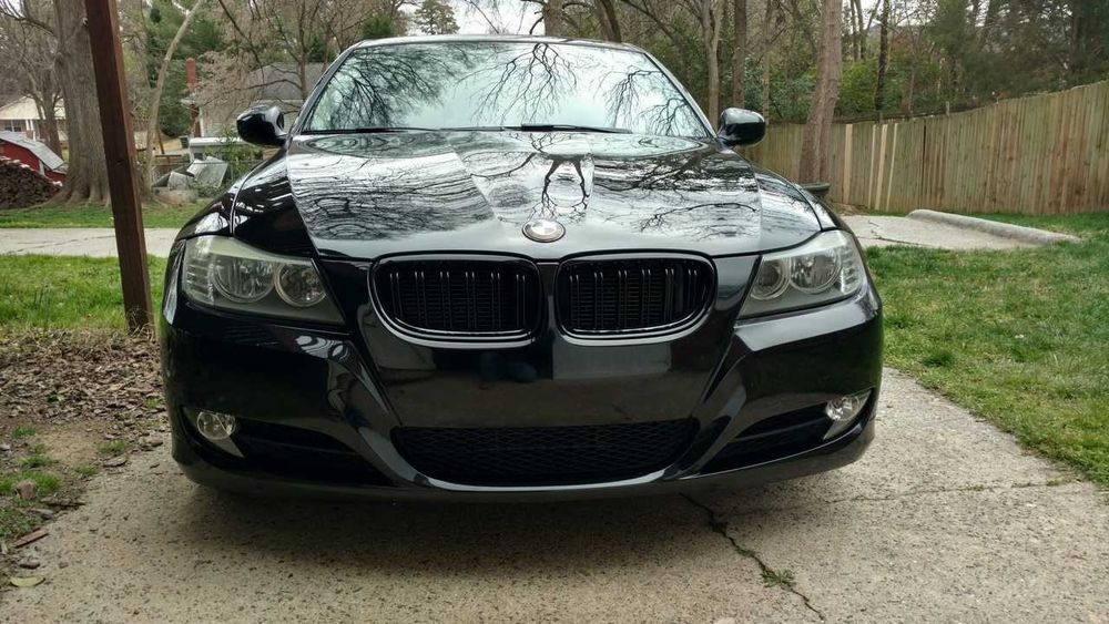 Двойни Бъбреци Решетки BMW E90 E91 92 E93 БМВ Е90 E91 Е92 E93 Гланц М3