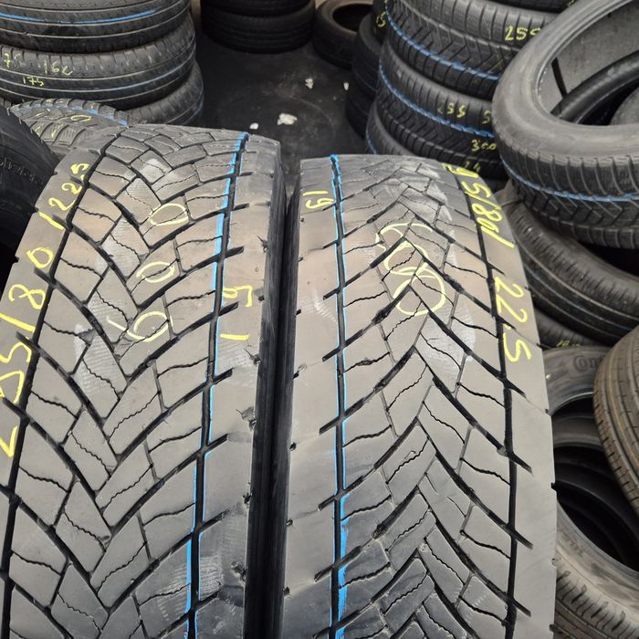 295 80 22.5 anvelope  de camion Goodyear