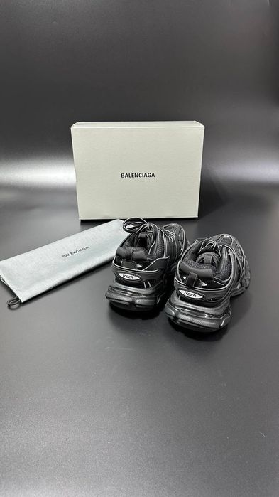 Balenciaga Track
