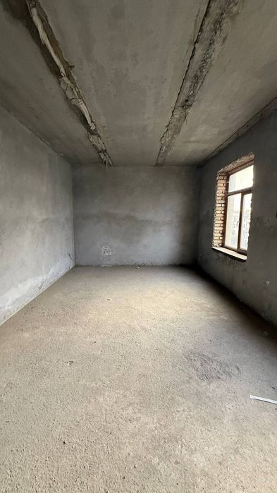 Продаётся  3х комнатная квартира