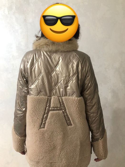 Зимный куртка сатылады..