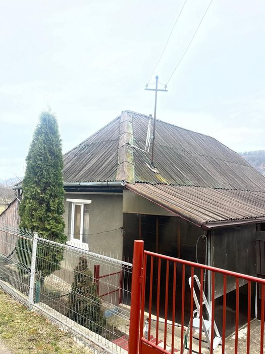 Reparații și Montaj  acoperișuri cu Garanție și Factură