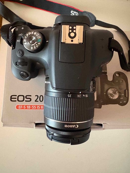 Фотоапарат Canon EOS 2000D Kit (18-55mm IS II)