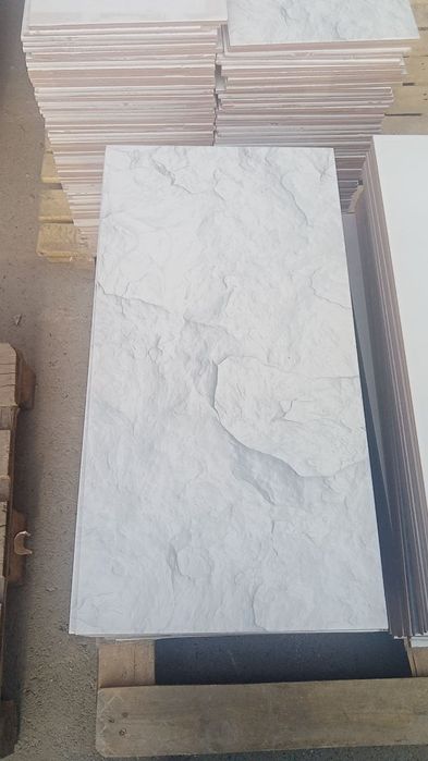 Kafel plitka keramika