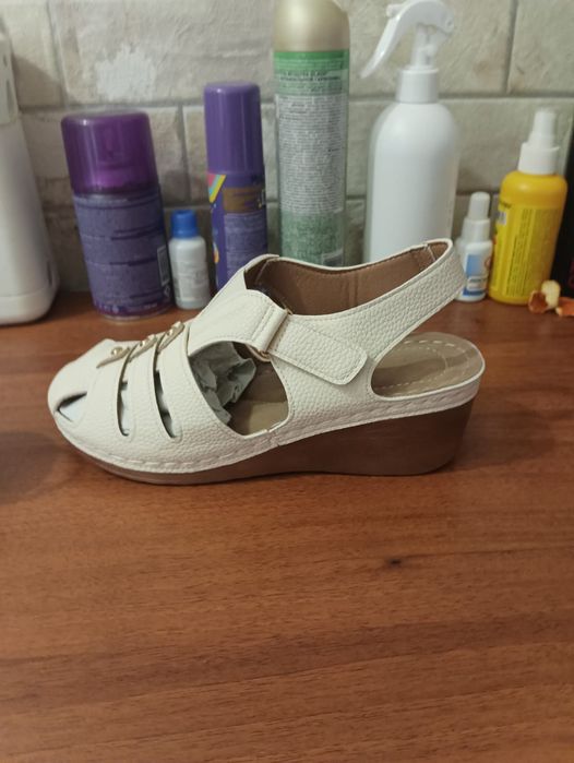 Продам женские боссоножки.