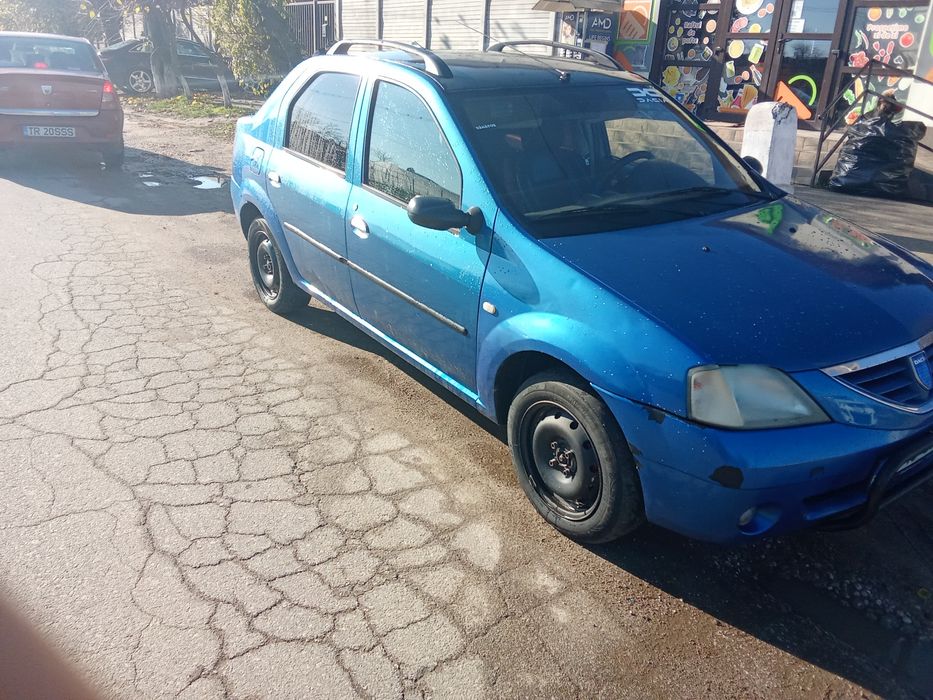 Vând Dacia Logan 1.6