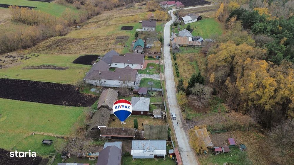 Casa cu aproape 30 de ari zona buna Fratautii Noi