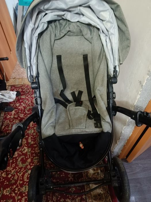 Продам коляску б/у