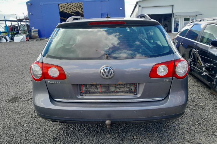 Usita rezervor 3C9809857 3C9809857 Volkswagen VW Passat B6