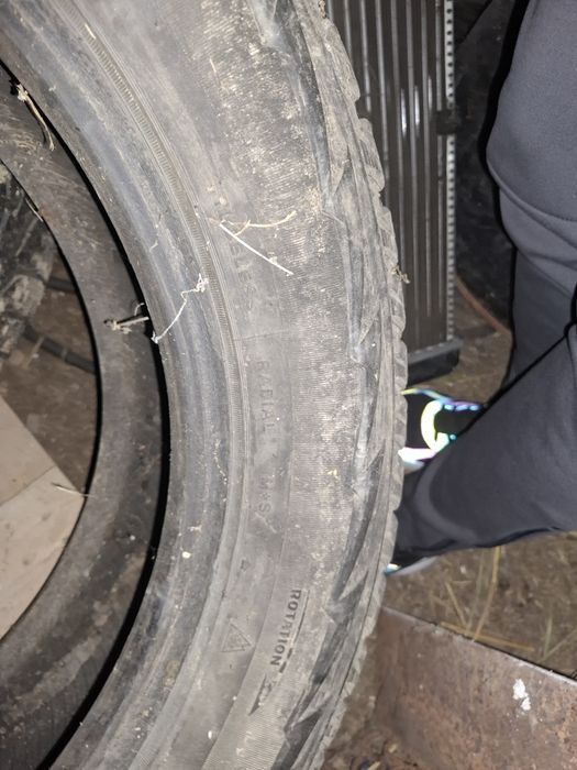 Шины зимние R275/55/20