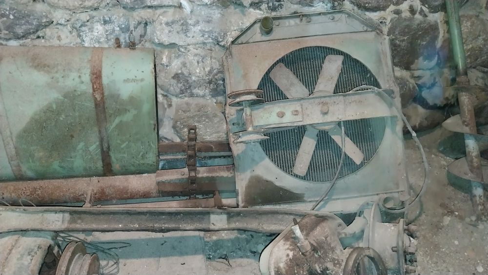 Vând radiator combina class europa