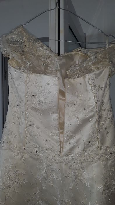 Rochie mireasa in stare buna
