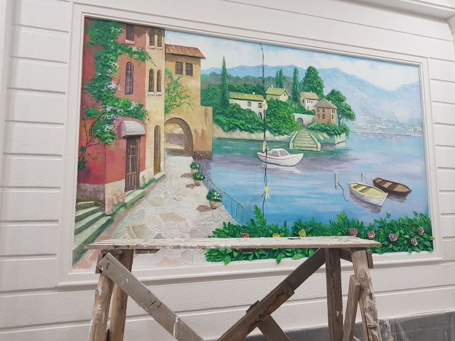 Художник  Барелиеф на стен