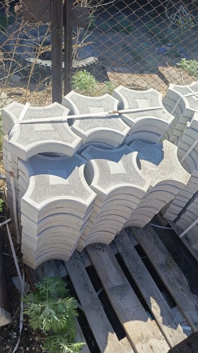Продам плитку тротуарную