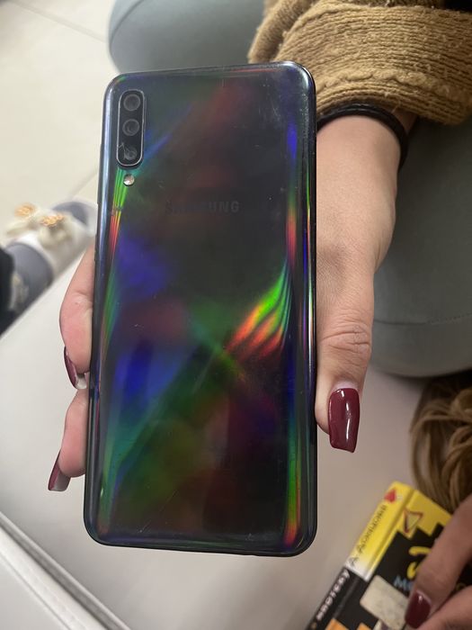 Продам телефон  бу