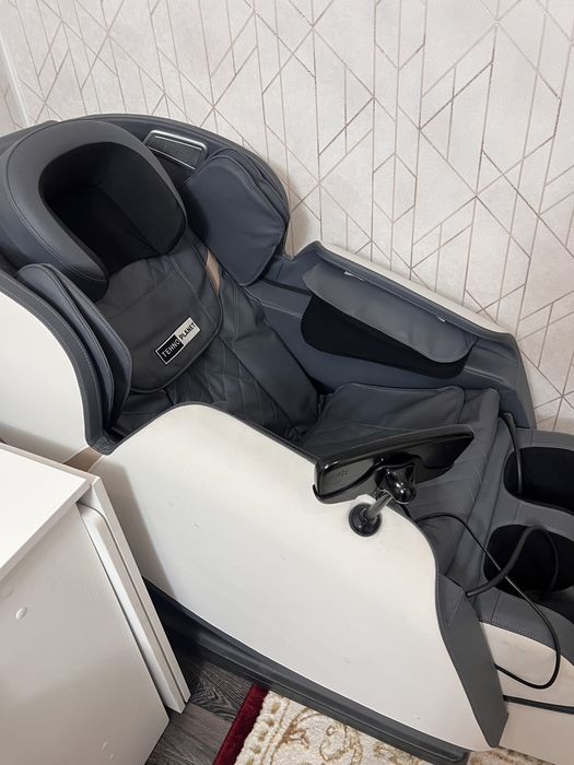 Массажное кресло