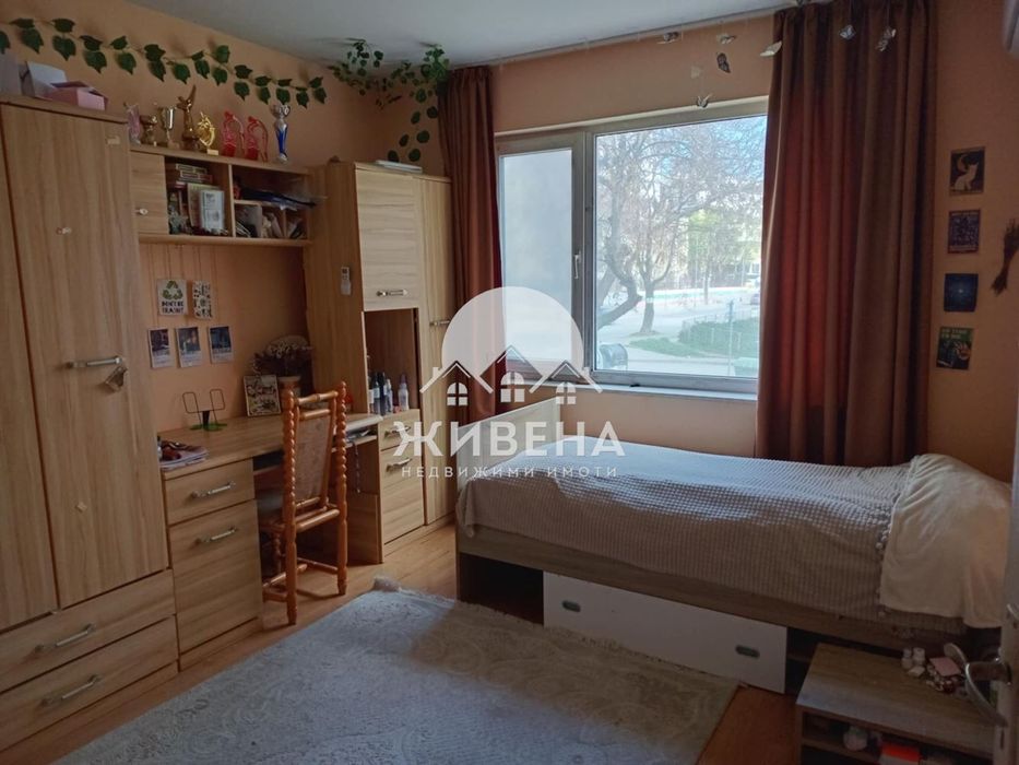 Продава се Четиристаен апартамент в Варна, Погреби - 90 кв.м за 2089 €/кв.м - Снимка #8