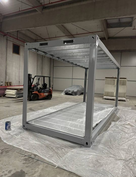 Vând containere containere