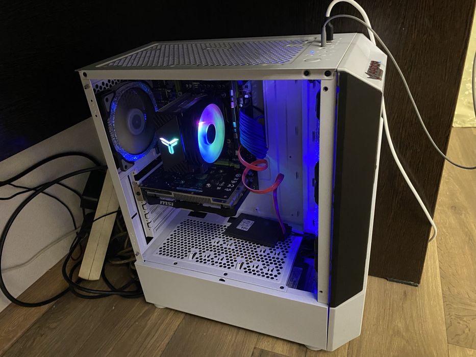 Продам игровой компьютер в комплекте !