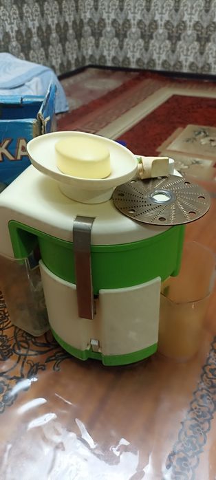 Соковыжималка ЖУРАВИНКА