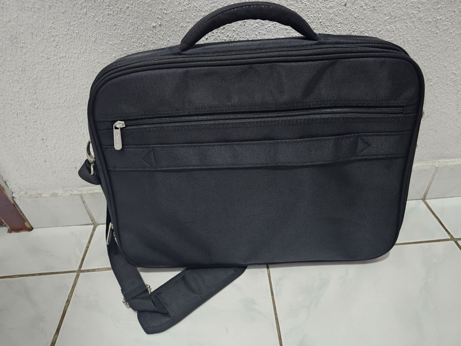 Geanta office Trust noua